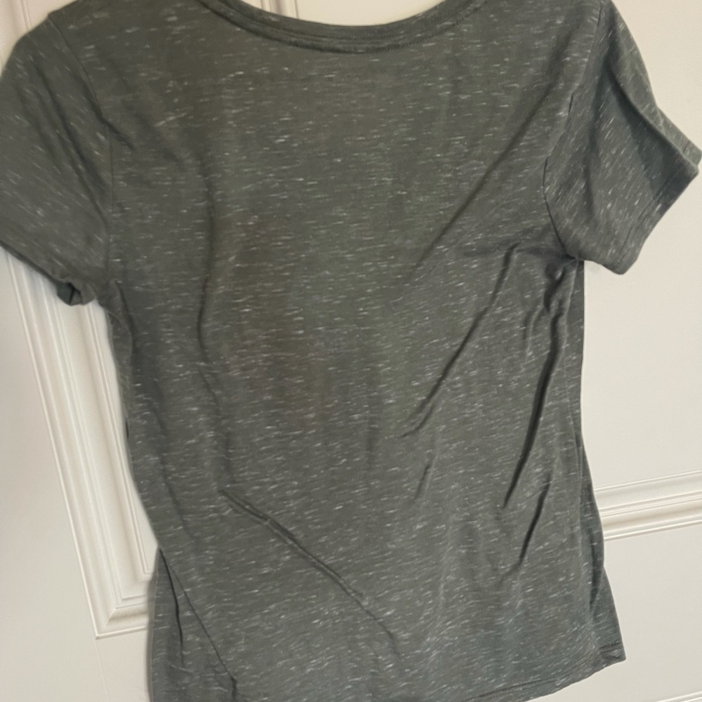 Tshirt - Picture 2 of 4